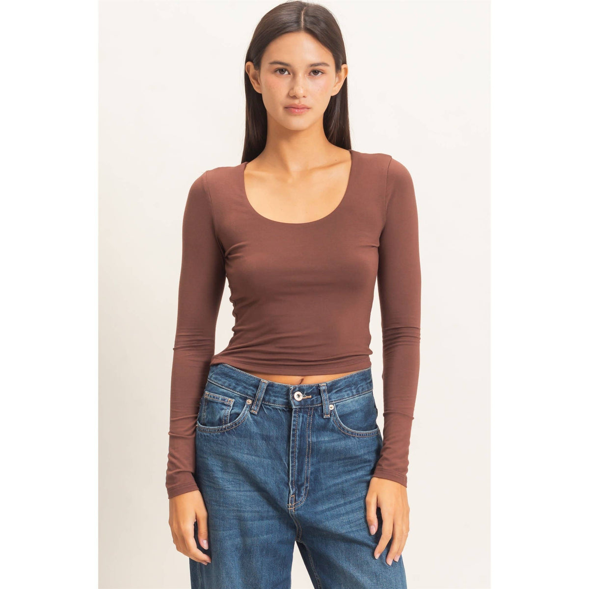 Scoop Neck Long Sleeve Top: DARK BROWN