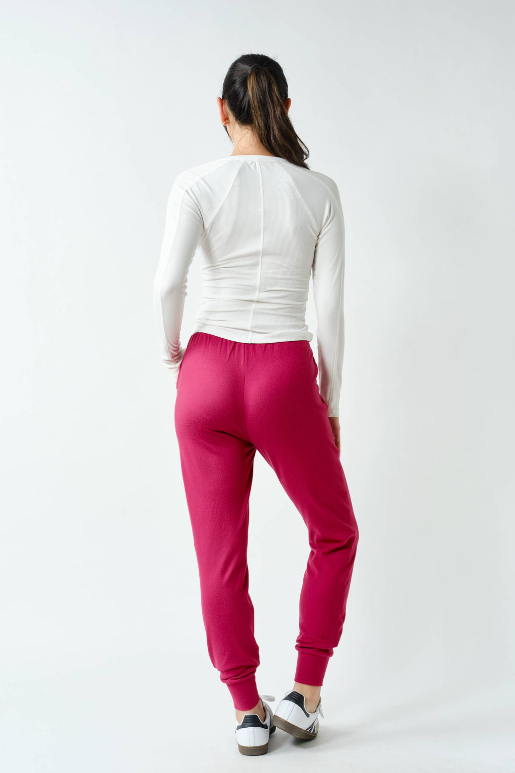 Essential Long-Sleeved Micro-Ribbed Henley Top: YELLOW GLOW