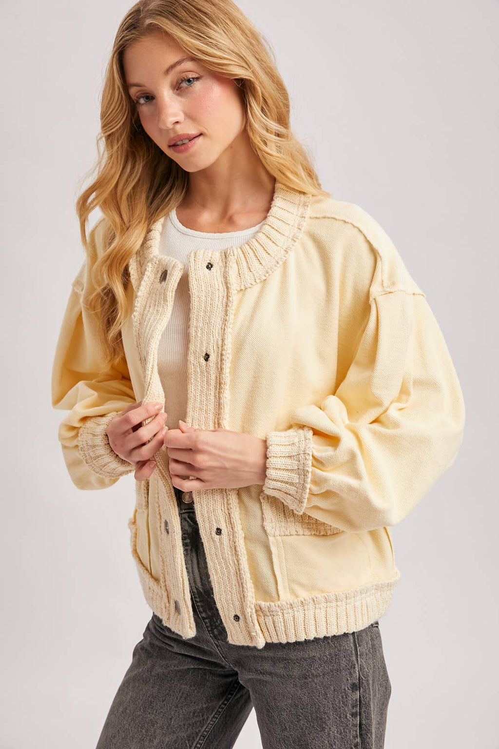 BUTTON DOWN RIBBED KNIT TRIM CARDIGAN