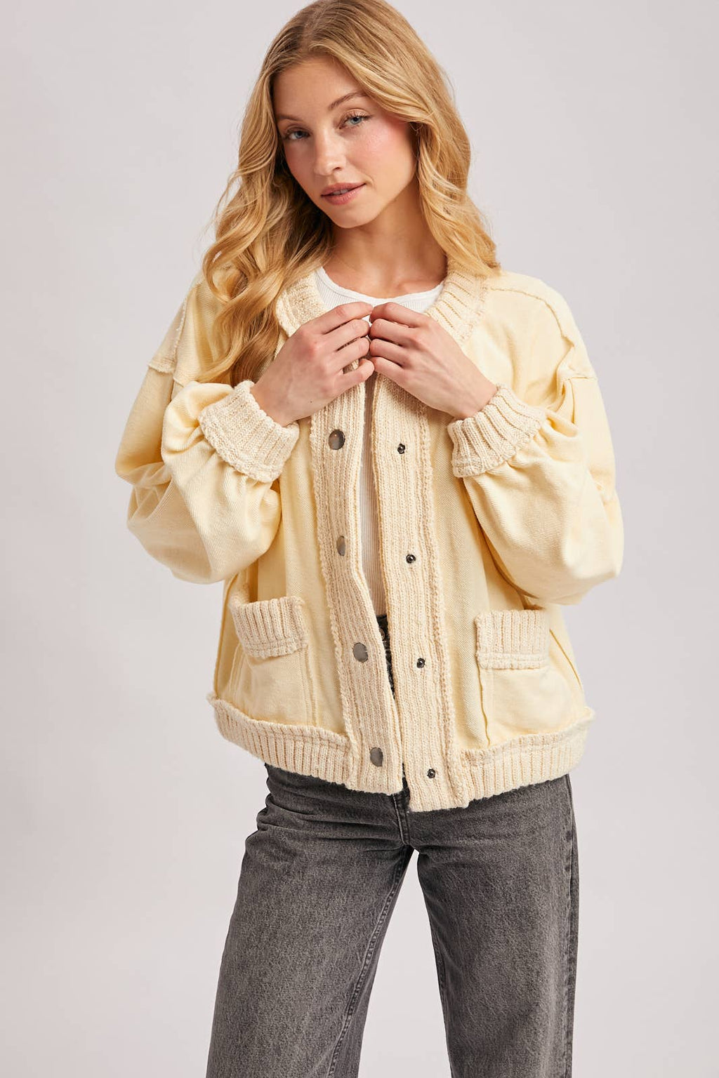 BUTTON DOWN RIBBED KNIT TRIM CARDIGAN