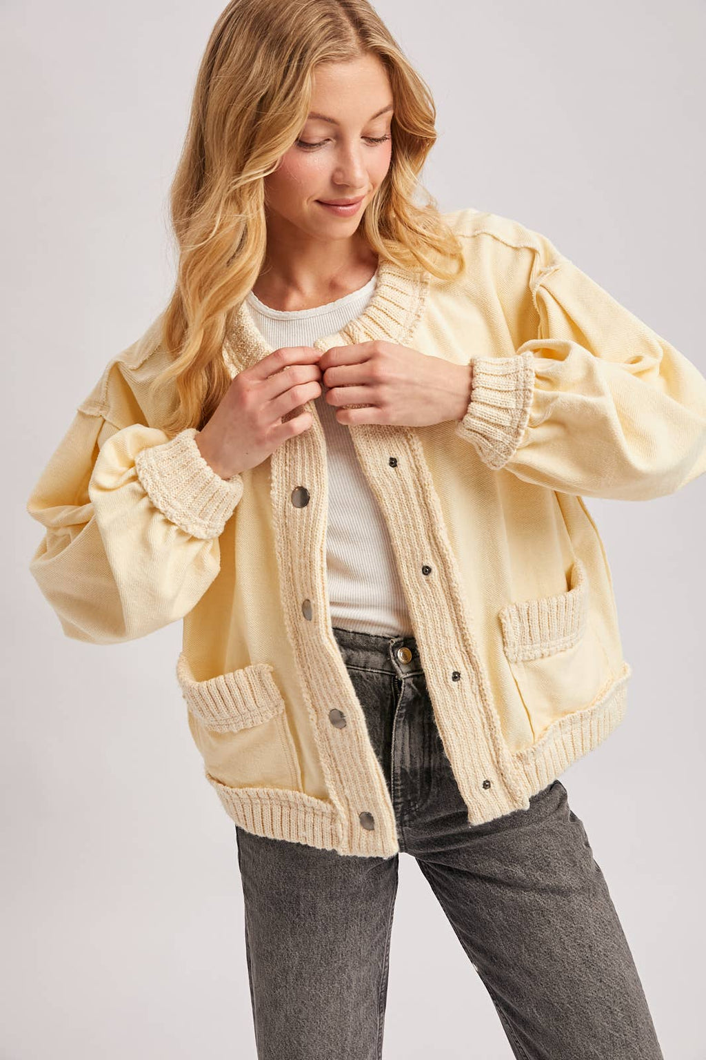 BUTTON DOWN RIBBED KNIT TRIM CARDIGAN