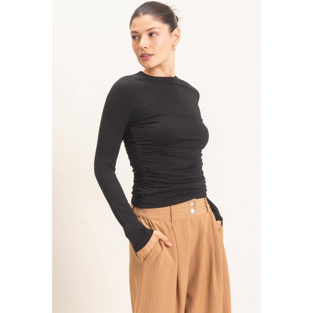 Ruched Long Sleeve Top: BLACK /