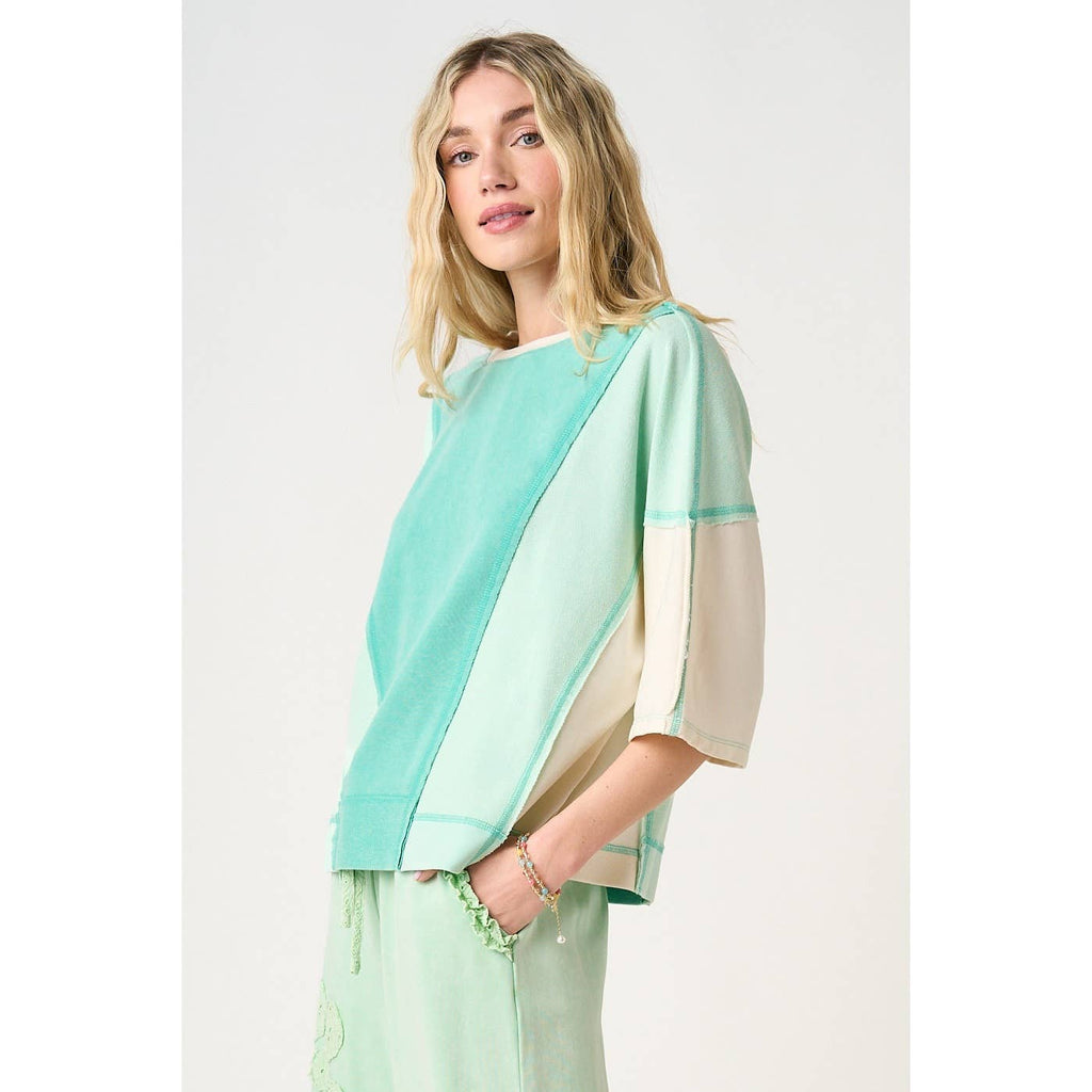 MINERAL WASH COLOR BLOCK RELAXED FIT SHORT SLEEVE TOP: SEAGLOW