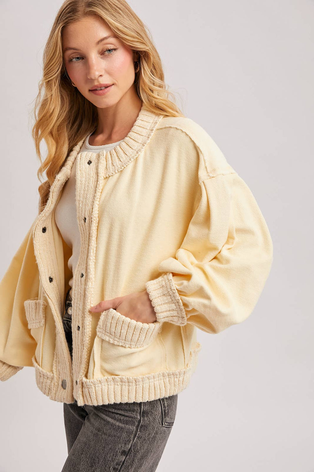 BUTTON DOWN RIBBED KNIT TRIM CARDIGAN