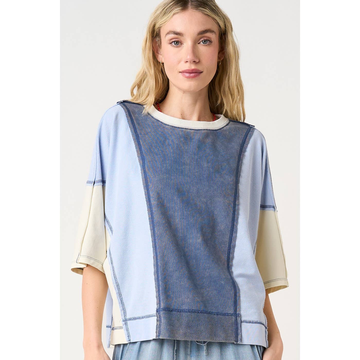 MINERAL WASH COLOR BLOCK RELAXED FIT SHORT SLEEVE TOP: SEAGLOW