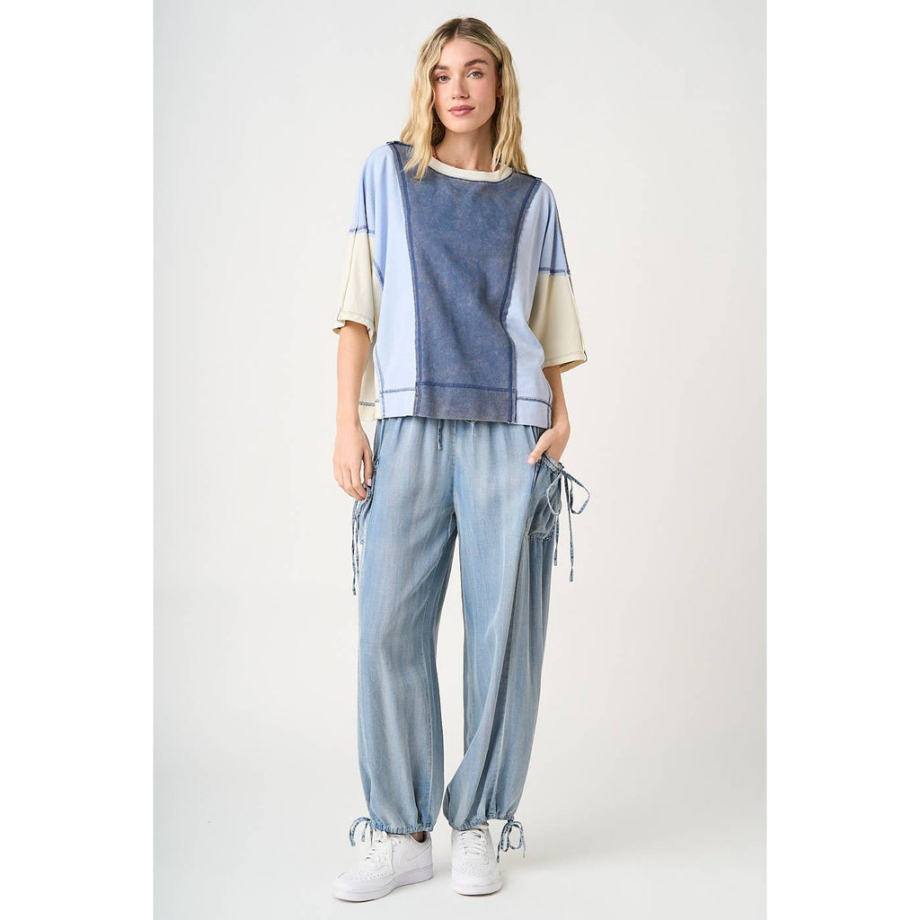 MINERAL WASH COLOR BLOCK RELAXED FIT SHORT SLEEVE TOP: SEAGLOW