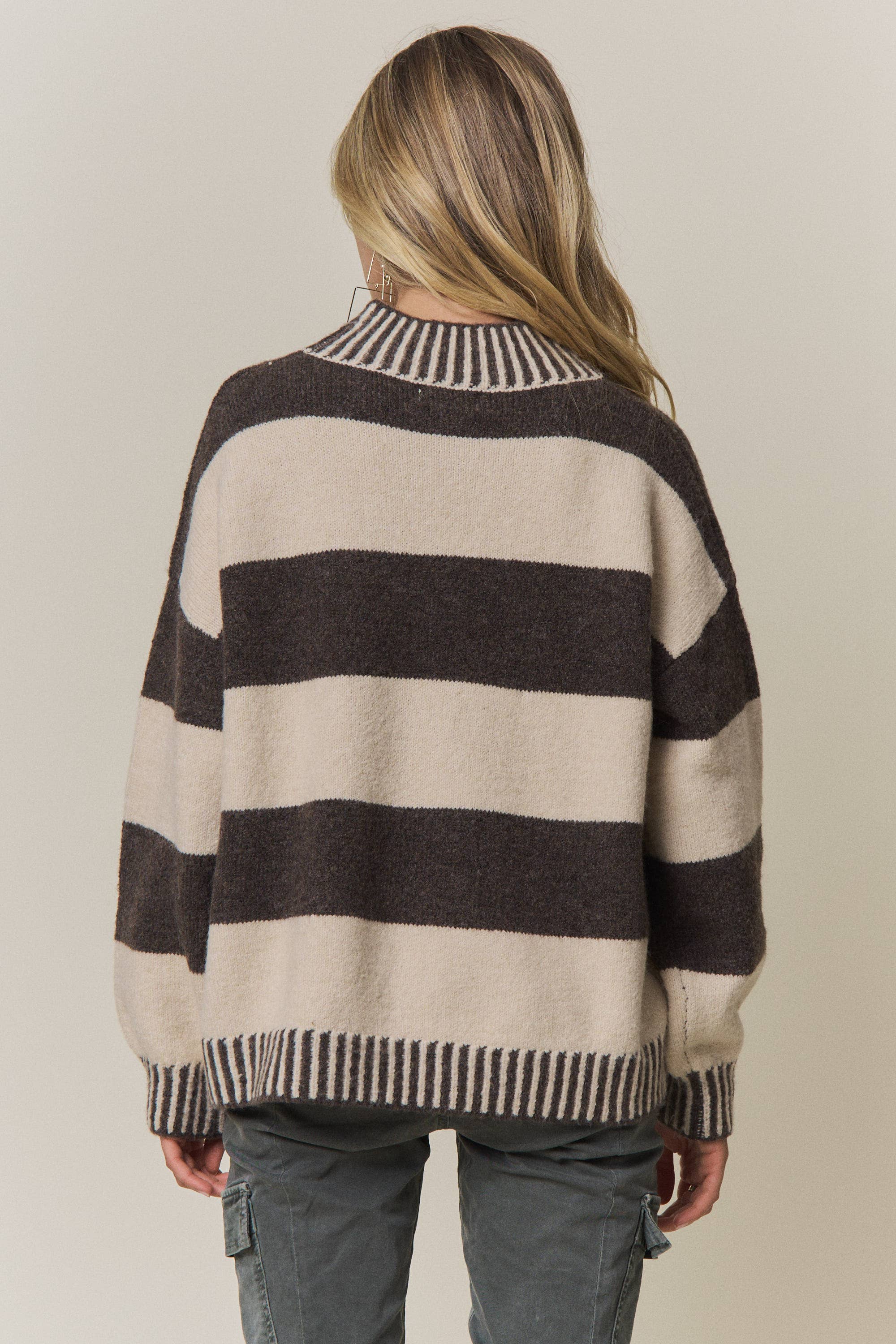 STRIPED MOCK NECK SWEATER